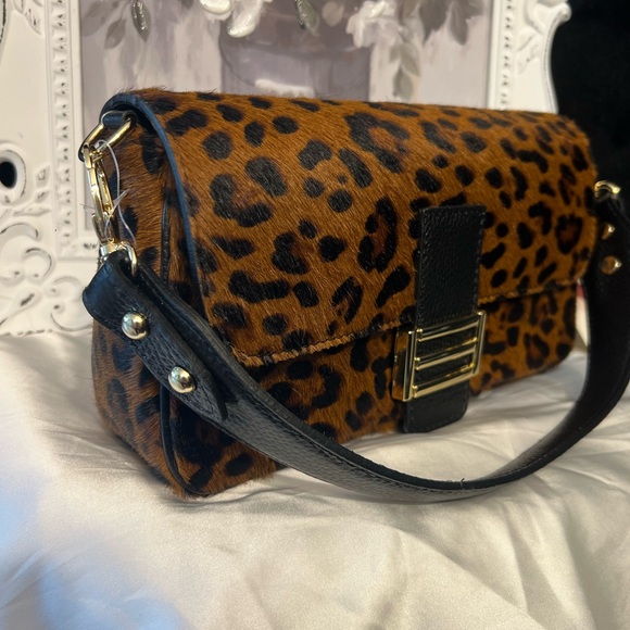 🐆Divina Firenze leopard print calf hair & leather shoulder bag🐆NWT - Picture 8 of 14